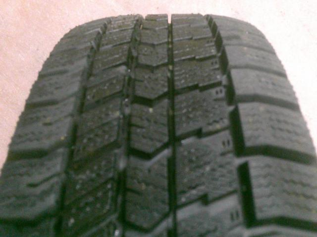 HOT
STUFF
G.speed
G-04+GOODYEAR
ICE
NAVI8
(Z06244)