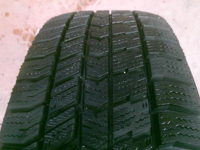 HOT
STUFF
G.speed
G-04+GOODYEAR
ICE
NAVI8
(Z06244)