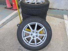 * For flat nuts
YOKOHAMA
GRASS + BRIDGESTONE
BLIZZAK
VRX3
(Z09647)