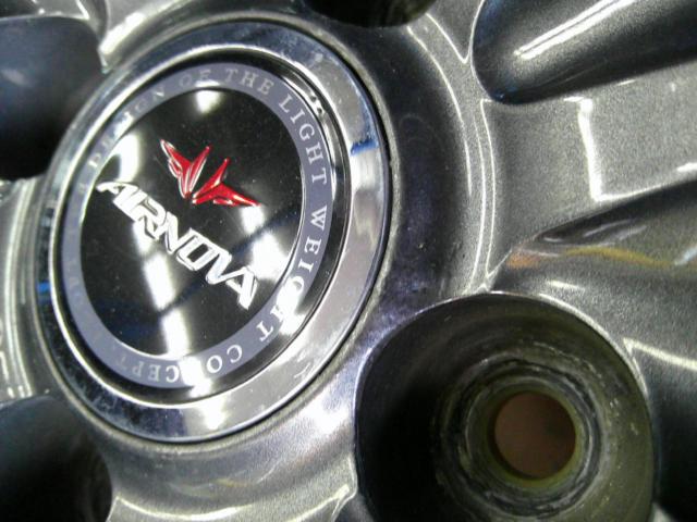 DUNLOP AIRNOVA SB10 + BRIDGSTONE BLIZZAK VRX3 (Z07130)