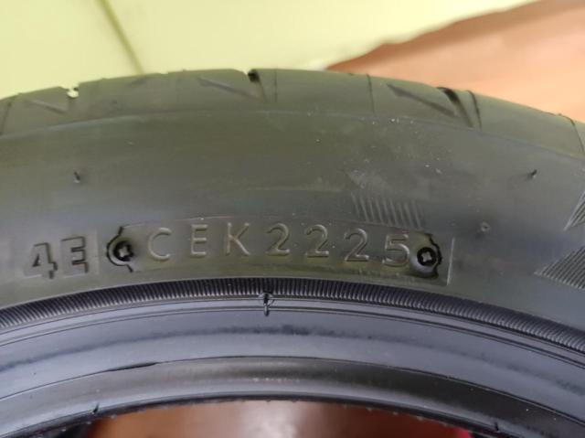 BRIDGESTONE POTENZA Adrenalin RE004 72V