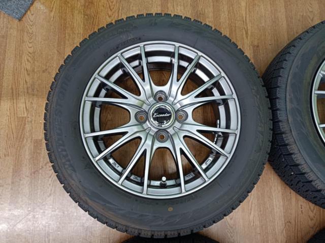 HOT
STUFF
Exceeder
E05+BRIDGESTONE
BLIZZAK
VRX2
79Q