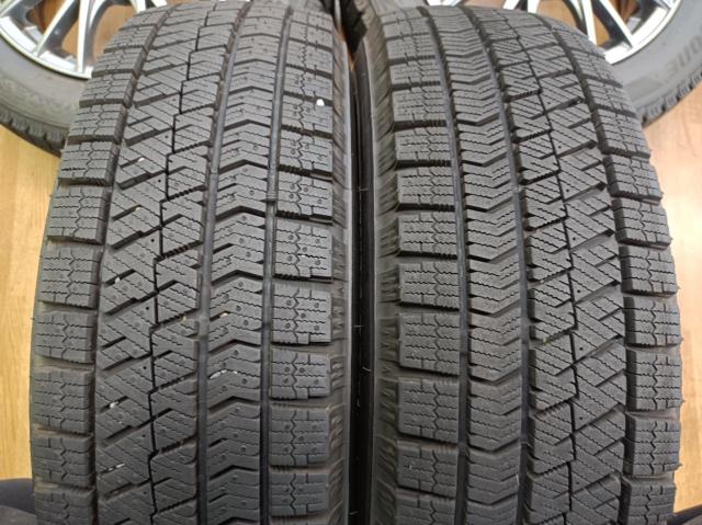 HOT
STUFF
Exceeder
E05+BRIDGESTONE
BLIZZAK
VRX2
79Q