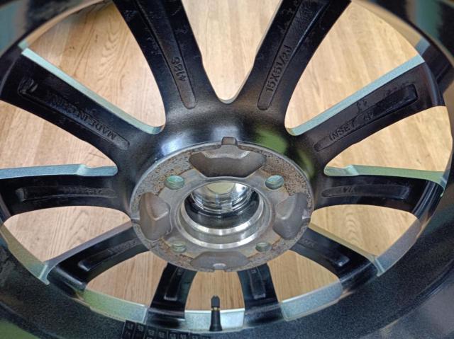 Fang 10本スポーク + AUTOBACS NorthTrek N5 84Q