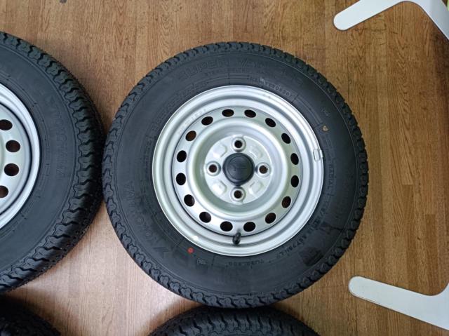 ダイハツ ハイゼット純正スチール  + YOKOHAMA SUPER VAN 355 80/78 N LT