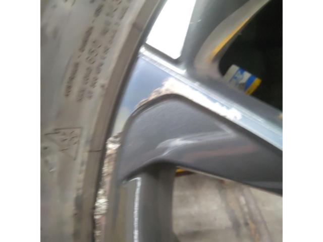 VOLVO V40 純正ホイール