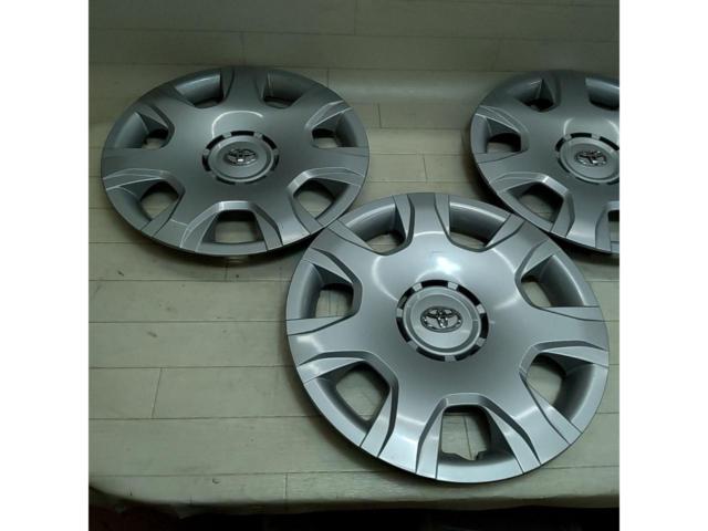 トヨタ 200系ハイエース純正 15インチホイールキャップ 4枚セット