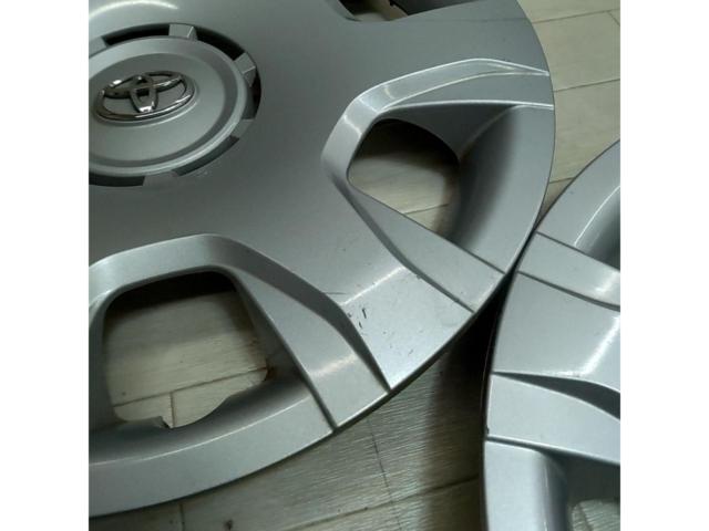 トヨタ 200系ハイエース純正 15インチホイールキャップ 4枚セット