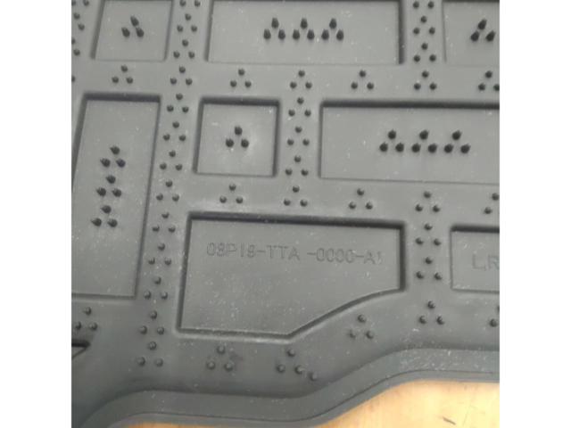 ホンダ N-BOX JF3/JF4 純正オールシーズンフロアマット