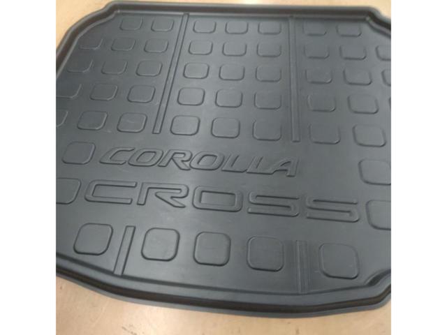トヨタ カローラクロス 純正オプション ラゲージトレイ