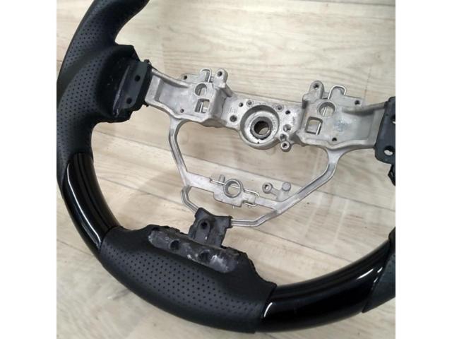 BM ウッドコンビステアリング ZWA10 CT200h Fスポーツ