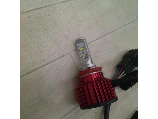 Valenti LEDバルブ H11 ホワイト発光