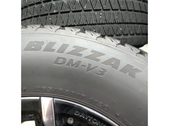BRIDGESTONE BLIZZAK DM-V3 | 目立った傷や汚れ無し | アップガレージ 