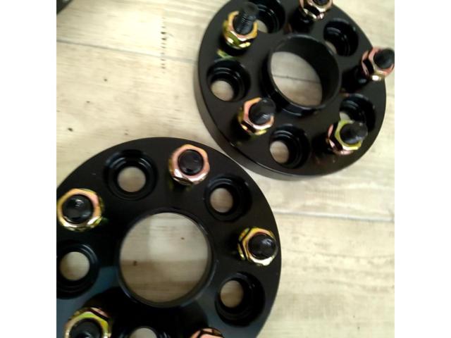 Durax
Hub-integrated wide tread spacer
20 mm
M12 × P1.5
100-5H
Hub diameter: 54Φ