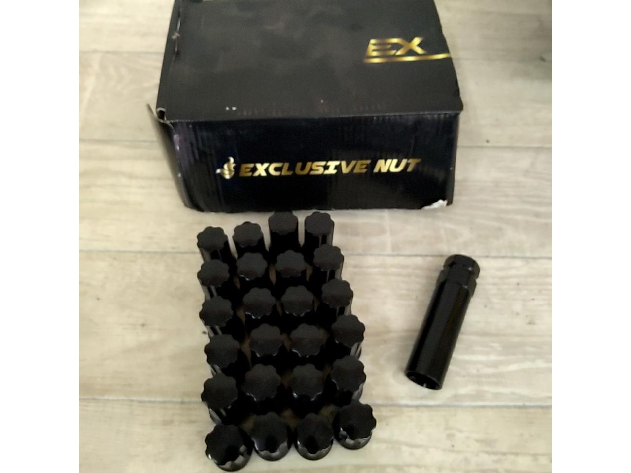スプライン ブラックロングナット 24個セット M14×P1.5