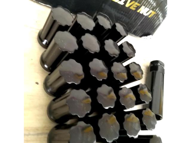 spline
Black long nut
24 pieces
M14 × P1.5