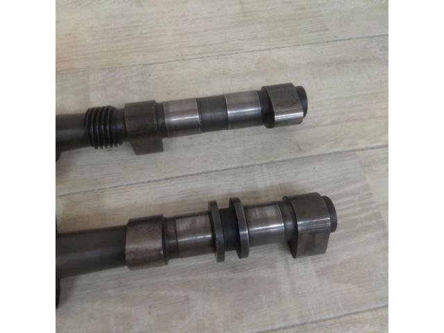 Yoshimura
ST-1
Camshaft
Used on a Z1000LTD