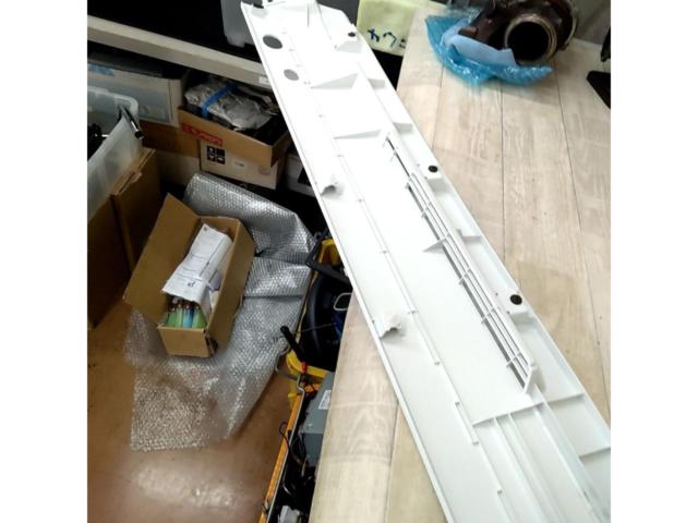Mitsubishi Fuso
Canter
Genuine
Wiper panel
Cowl top panel