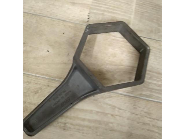 BBS
Center cap wrench
09.24.205