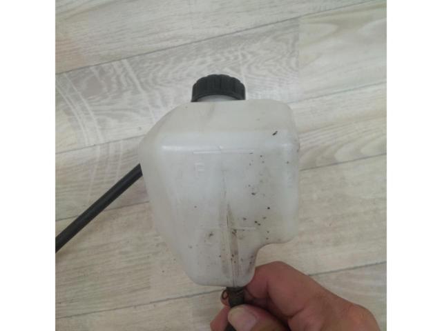 KAWASAKI (Kawasaki)
KLX250
Genuine
Radiator reservoir tank