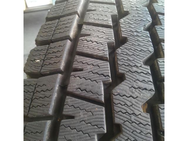 トヨタ 200系ハイエース 純正 スチールホイール+DUNLOP WINTERMAXX SV01