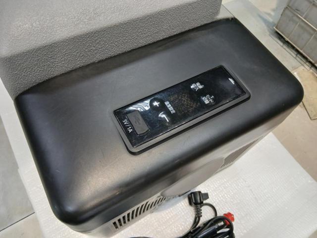 アイリスオーヤマ 車載対応冷蔵冷凍庫 PCR-20U