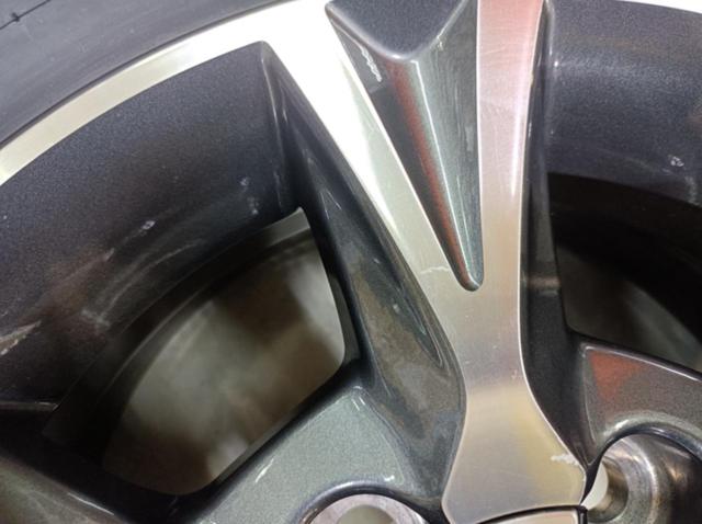 トヨタ純正OP 200ハイエース純正OPホイール + TOYO DELVEX V-03e