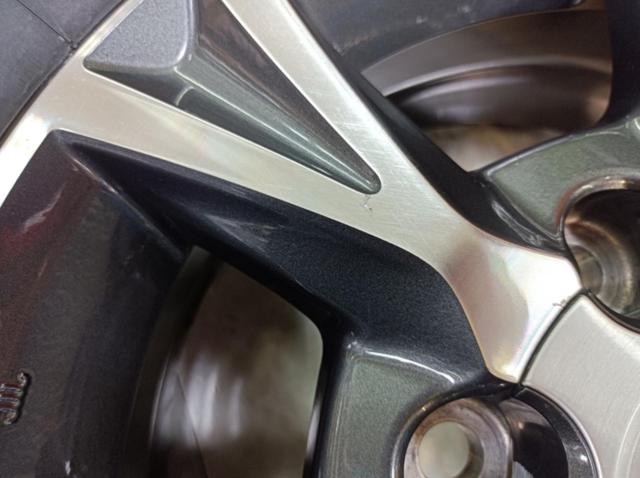 トヨタ純正OP 200ハイエース純正OPホイール + TOYO DELVEX V-03e