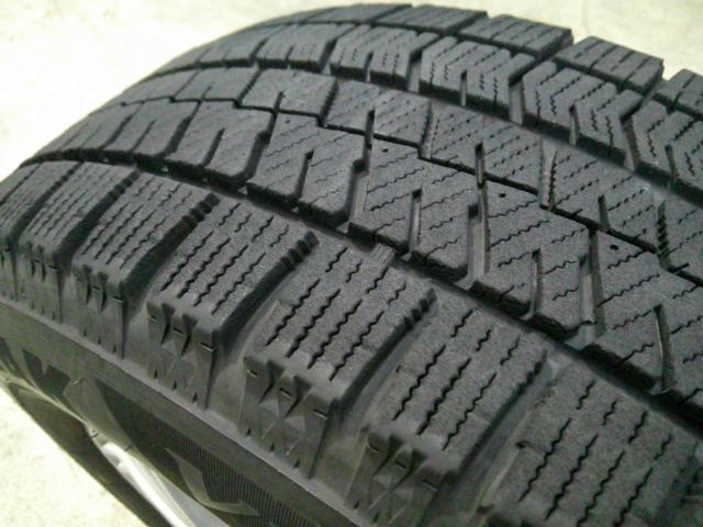 AUTOBACS SEVEN LEBEN WL1+BRIDGESTONE BLIZZAK VRX2