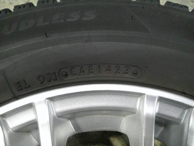 AUTOBACS SEVEN LEBEN WL1+BRIDGESTONE BLIZZAK VRX2