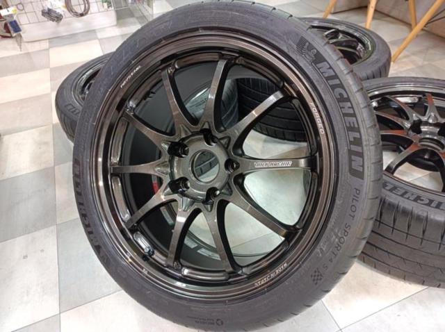 RAYS VolkRacing CE28N-plus + MICHELIN PILOTSPORT 4S