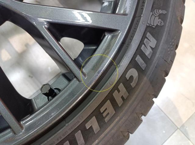 スバル純正 VAB WRX STI Type S後期純正 + MICHELIN PILOT SPORT5