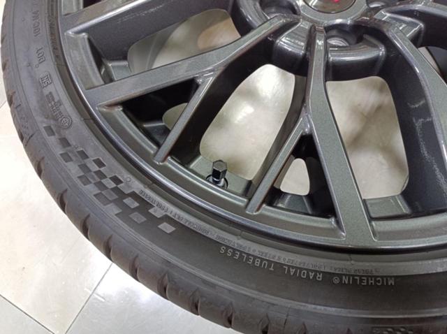 スバル純正 VAB WRX STI Type S後期純正 + MICHELIN PILOT SPORT5
