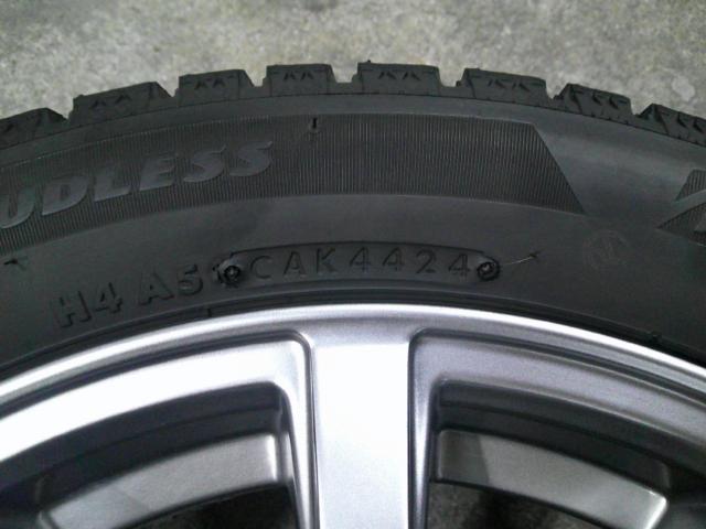YOKOHAMA YFC LAYCEA NX+BRIDGESTONE BLIZZAK VRX2
