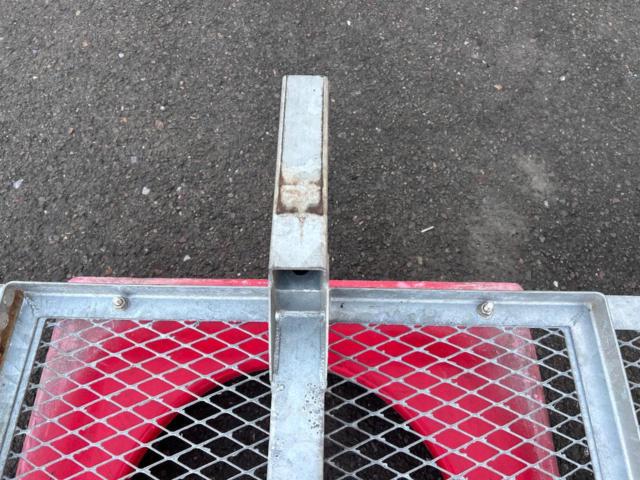 メーカー不明 ヒッチカーゴ ※跳ね上げ不可タイプ