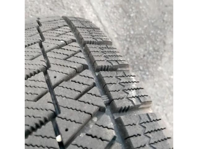 【冬T/W】 YellowHat(イエローハット) SPORT DAISY ツイン5本スポーク + BRIDGESTONE(ブリヂストン) BLIZZAK VRX 2 175/70R14 4/4