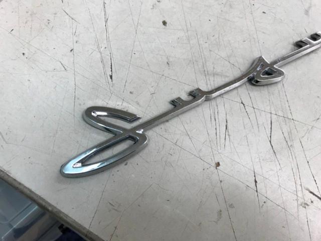 メーカーフメイ SUZUKIエンブレム