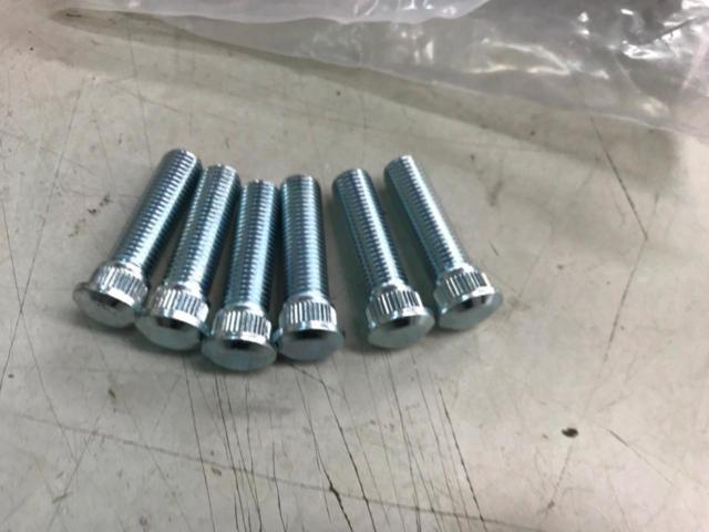 HKB
Hub bolt