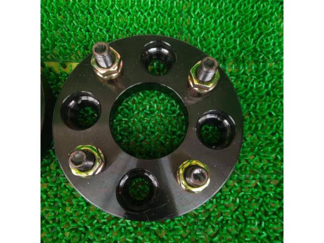 Durax (du Lux)
Wide tread spacer
M12 × P1.5
100-4H
20 mm
2 pieces set