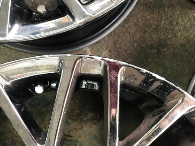 無限 XJ 4/4