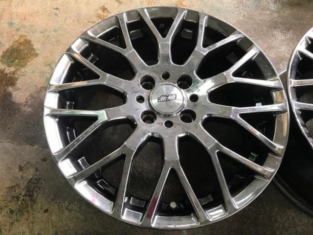 無限 XJ 4/4