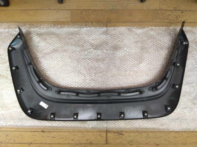 MITSUBISHI トライトン/LC2T 純正オーバーフェンダー 4分割
