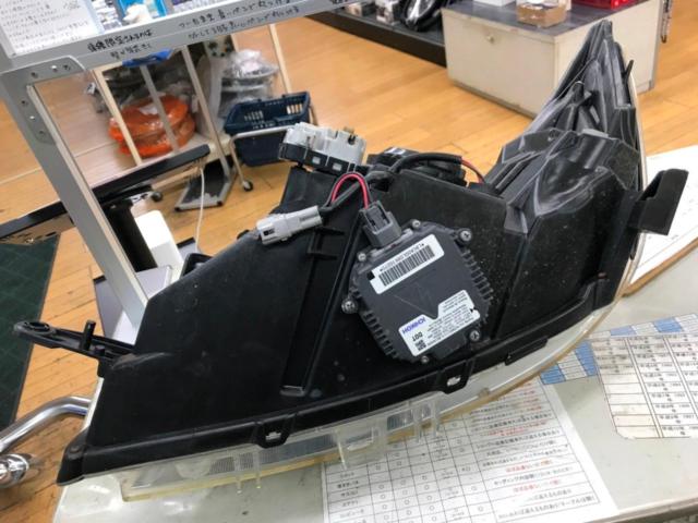 SUBARU(スバル) エクシーガ純正 ヘッドライト RH