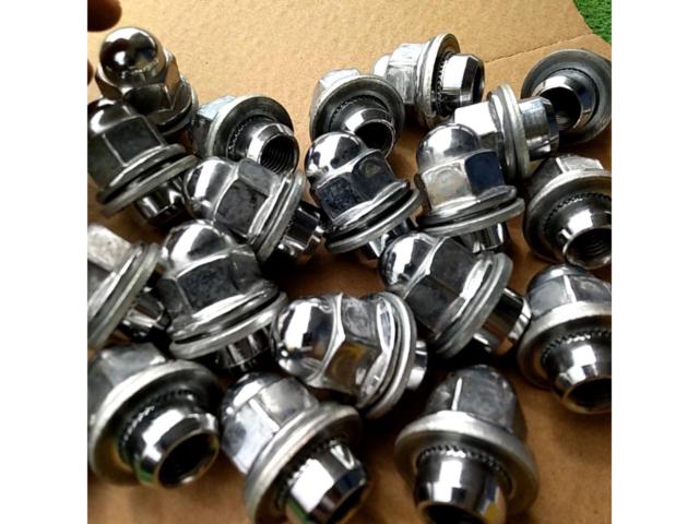 Mitsubishi genuine
Taira-za nut
20-piece set