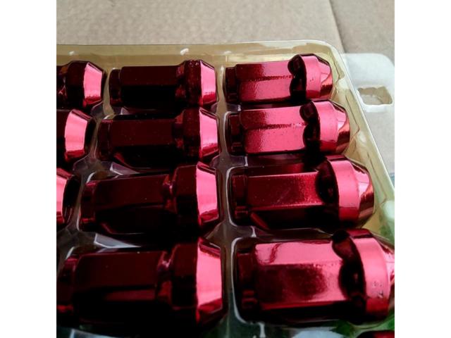 XRAY
Wheel lock red nuts
Sixteen
P1.25 × M12
