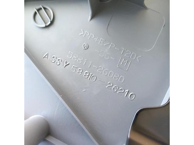 トヨタ純正(TOYOTA 200系ハイエース標準ボディ純正センターコンソール