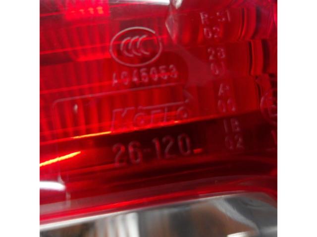 トヨタ純正(TOYOTA)ハイエース/200系 1～3型 純正テールレンズ 助手席側