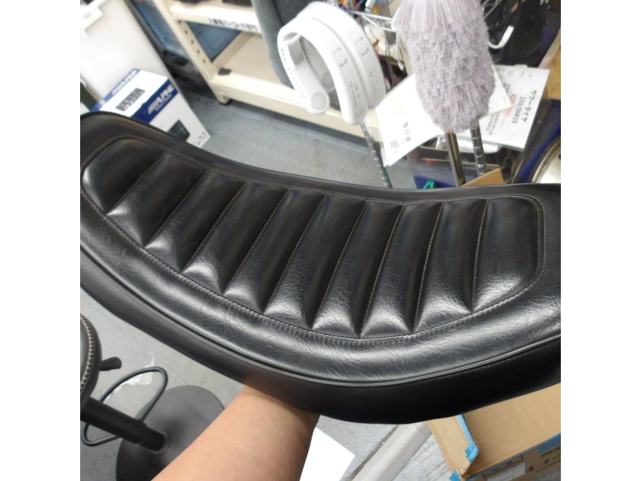 【ライダース】メーカー不明 ホットドック風? シート