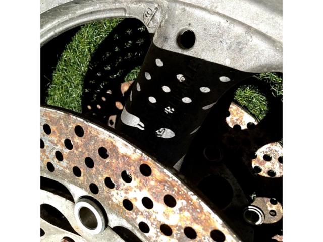 Riders SUZUKI (Suzuki) Genuine Front Wheel
RGV250 gamma (VJ21A)