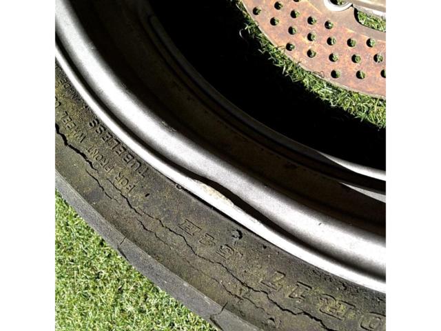 Riders SUZUKI (Suzuki) Genuine Front Wheel
RGV250 gamma (VJ21A)